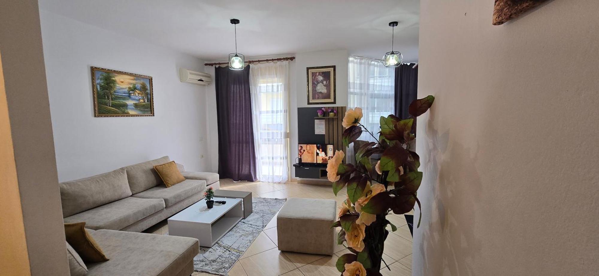Apartment Me Qera Lungomare Medem1 Vlorë